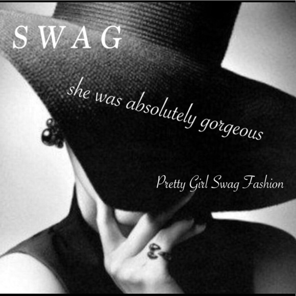 Angel Wing Crystal Stud Earrings - Picture 5 of 5